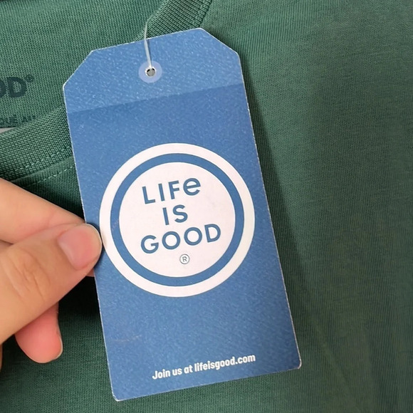 Life is Good Men's Short Sleeve Crusher Tee - Hoppy Holidays Man's Best Friend - Picture 3 of 8